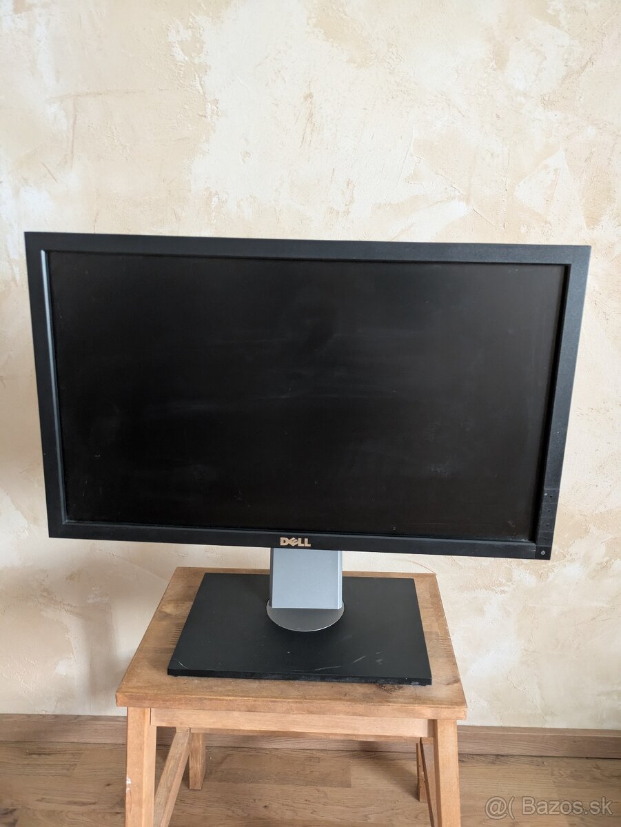 Dell monitor uhlopriecka 55cm