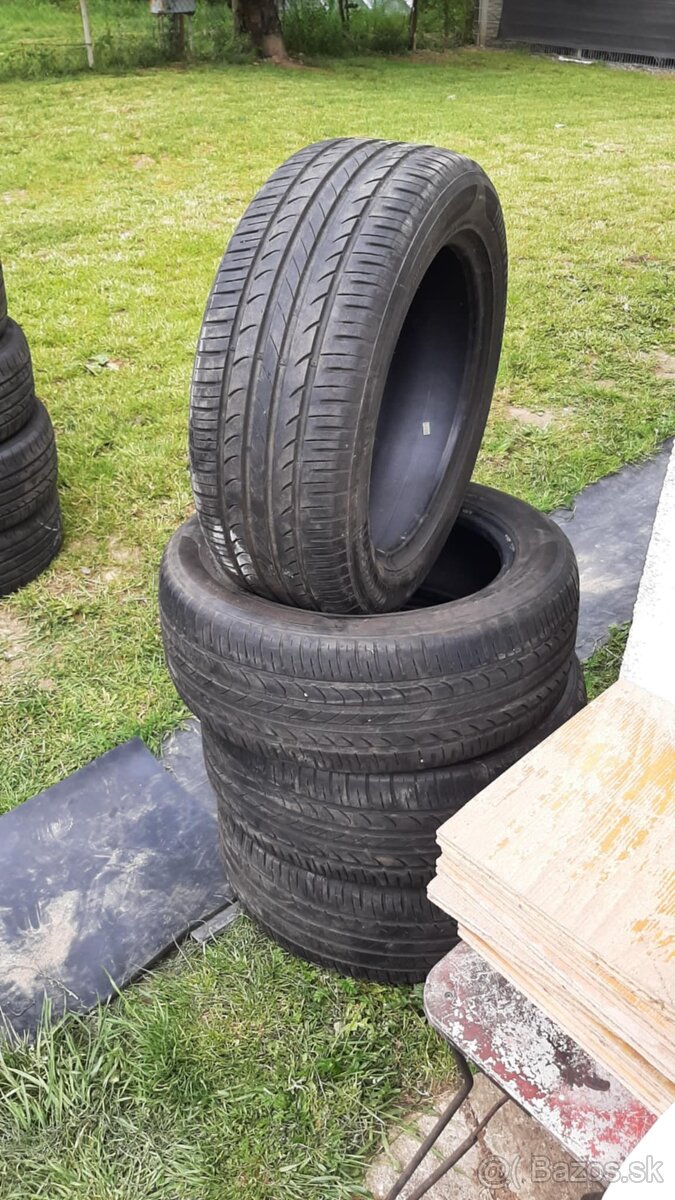 225/55R17. 100W. Letné