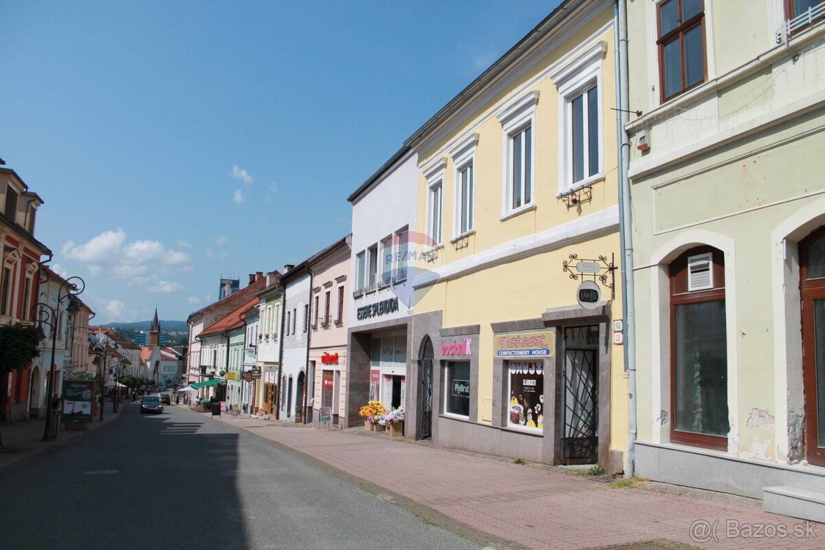 Prenájom obchodných priestorov na Dolnej ulici v Banskej Bys