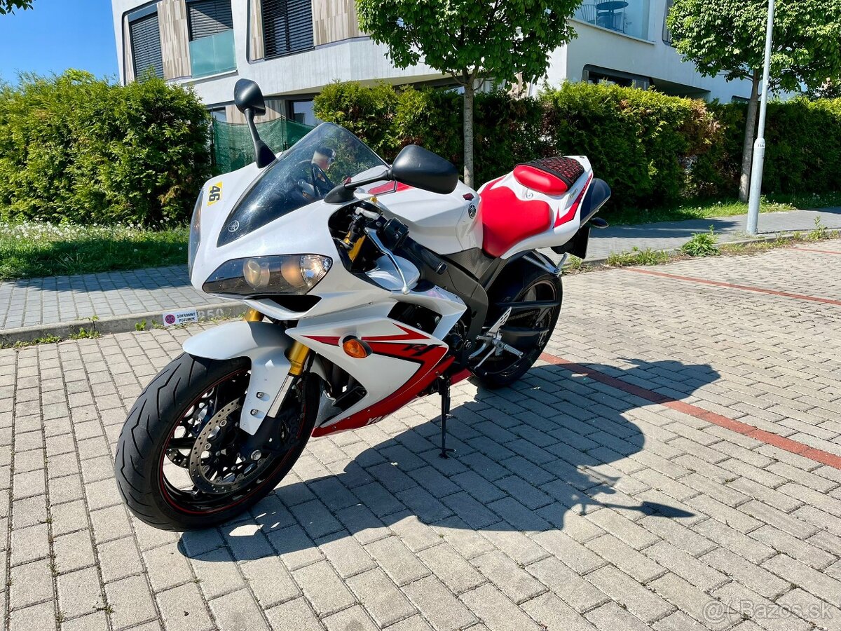 YAMAHA R1-RN19-yzf