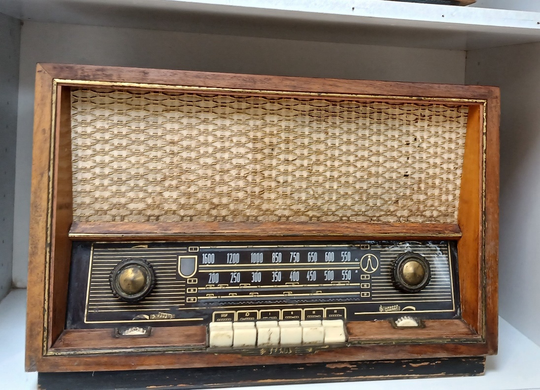 Rádio Tesla.
