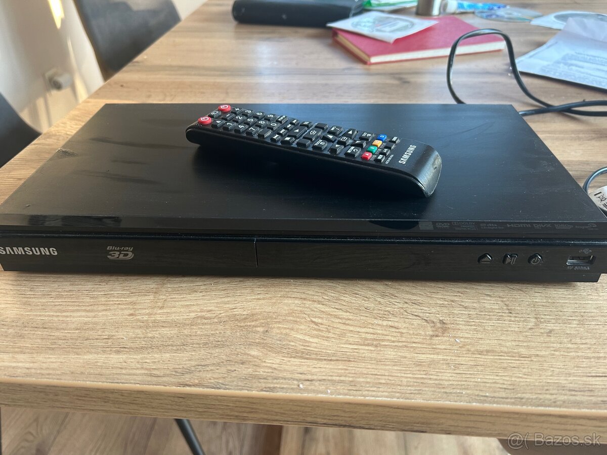 Predám 3D Blu-Ray prehrávač SAMSUNG BD-E5500
