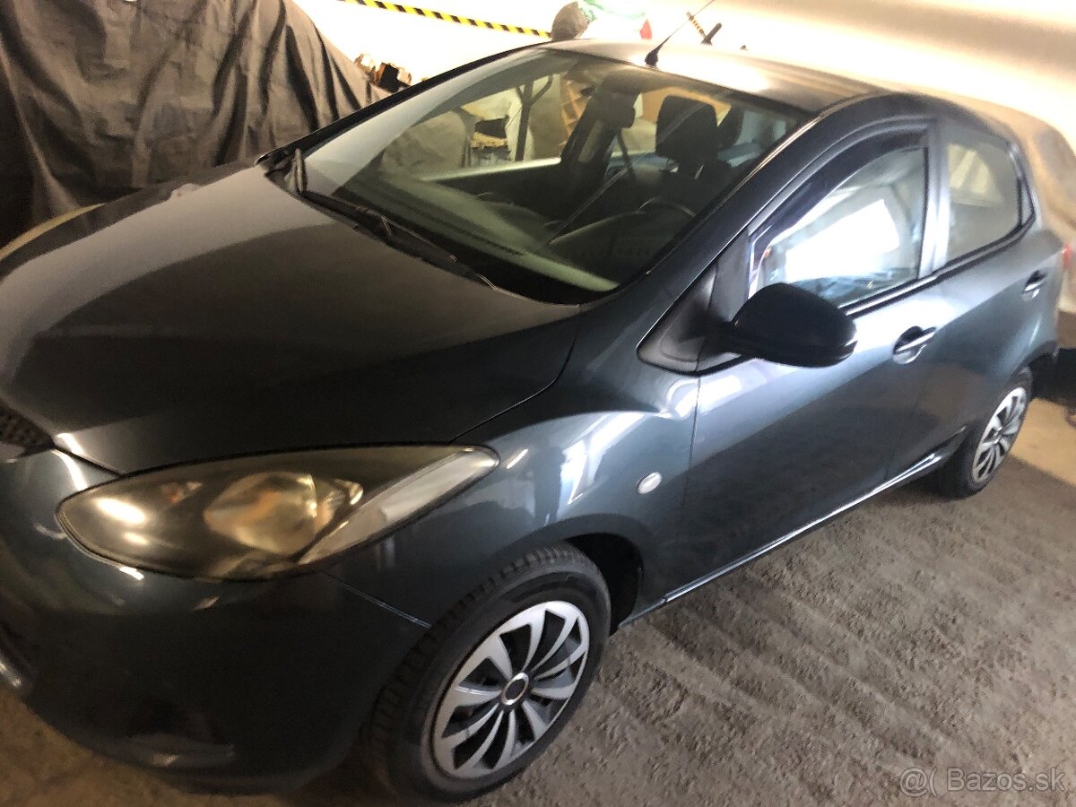 Mazda 2 -128 000km