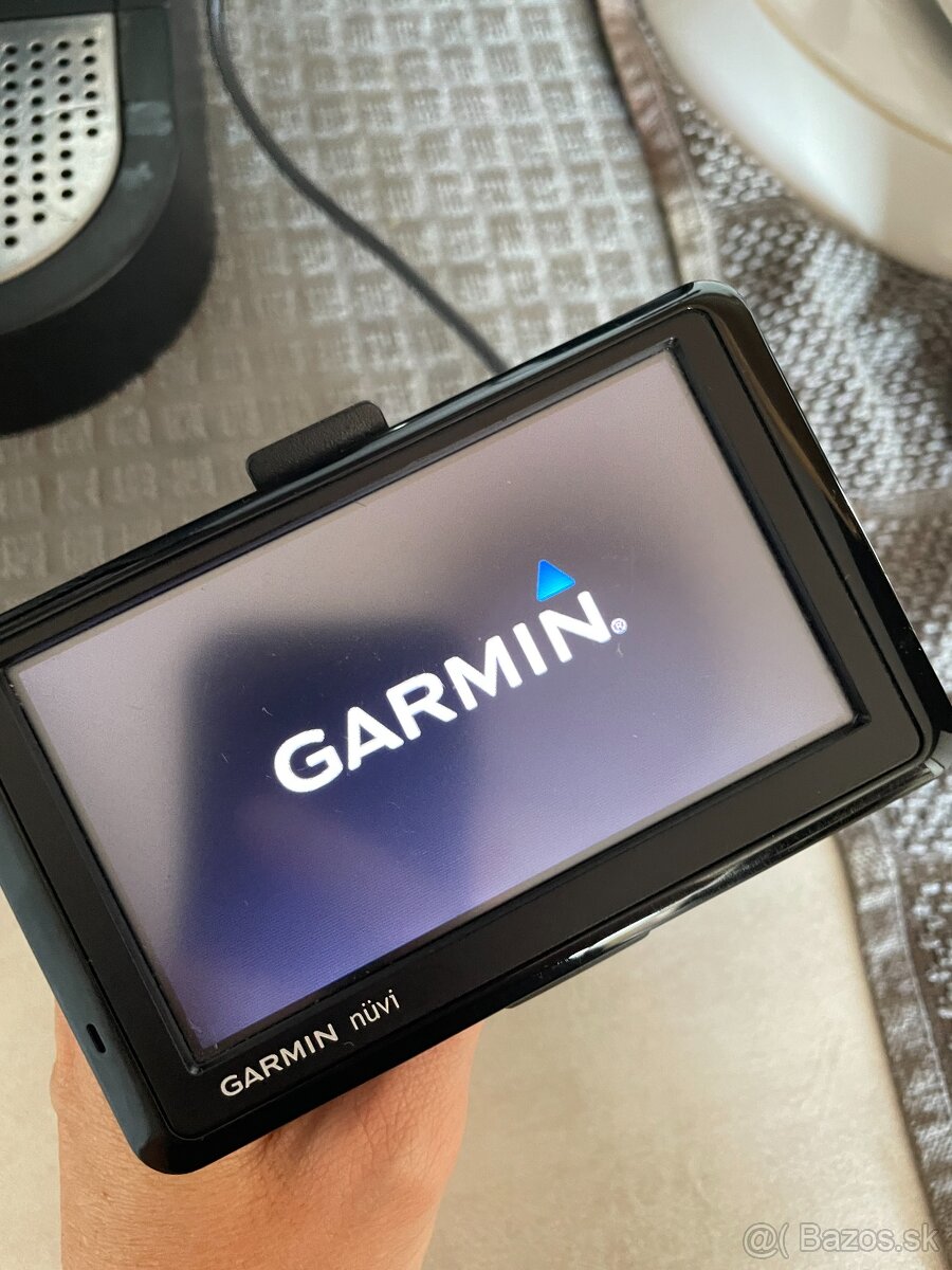 Garmin NUVI 1390T