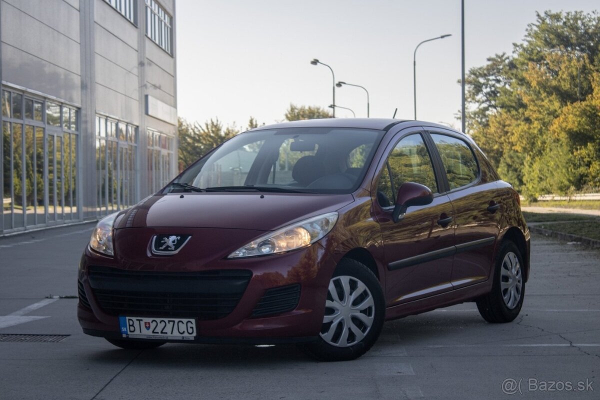 Peugeot 207 1.4e Slovakia Globe