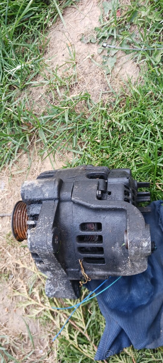 Predám alternator na bmw e46 2.0d
