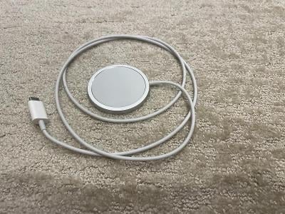 Apple Magsafe Nová