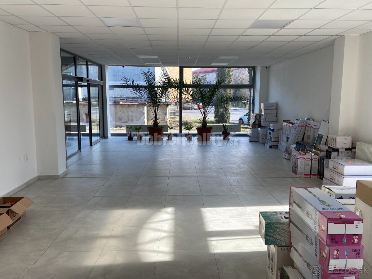Na prenájom  pekný obchodný priestor o rozlohe 110 m2 v Rima