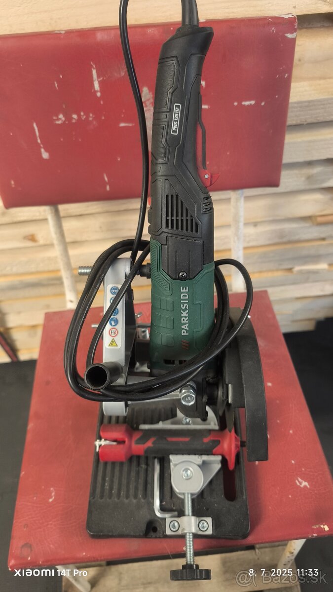 Parkside PWS 125 H7 uhlová brúska