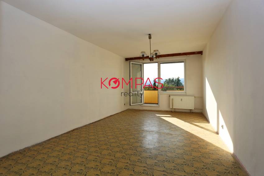 ZNÍŽENÁ CENA_VEĽKÝ, SVETLÝ 2 IZB.BYT S PEKNÝM VÝHĽADOM, BALK