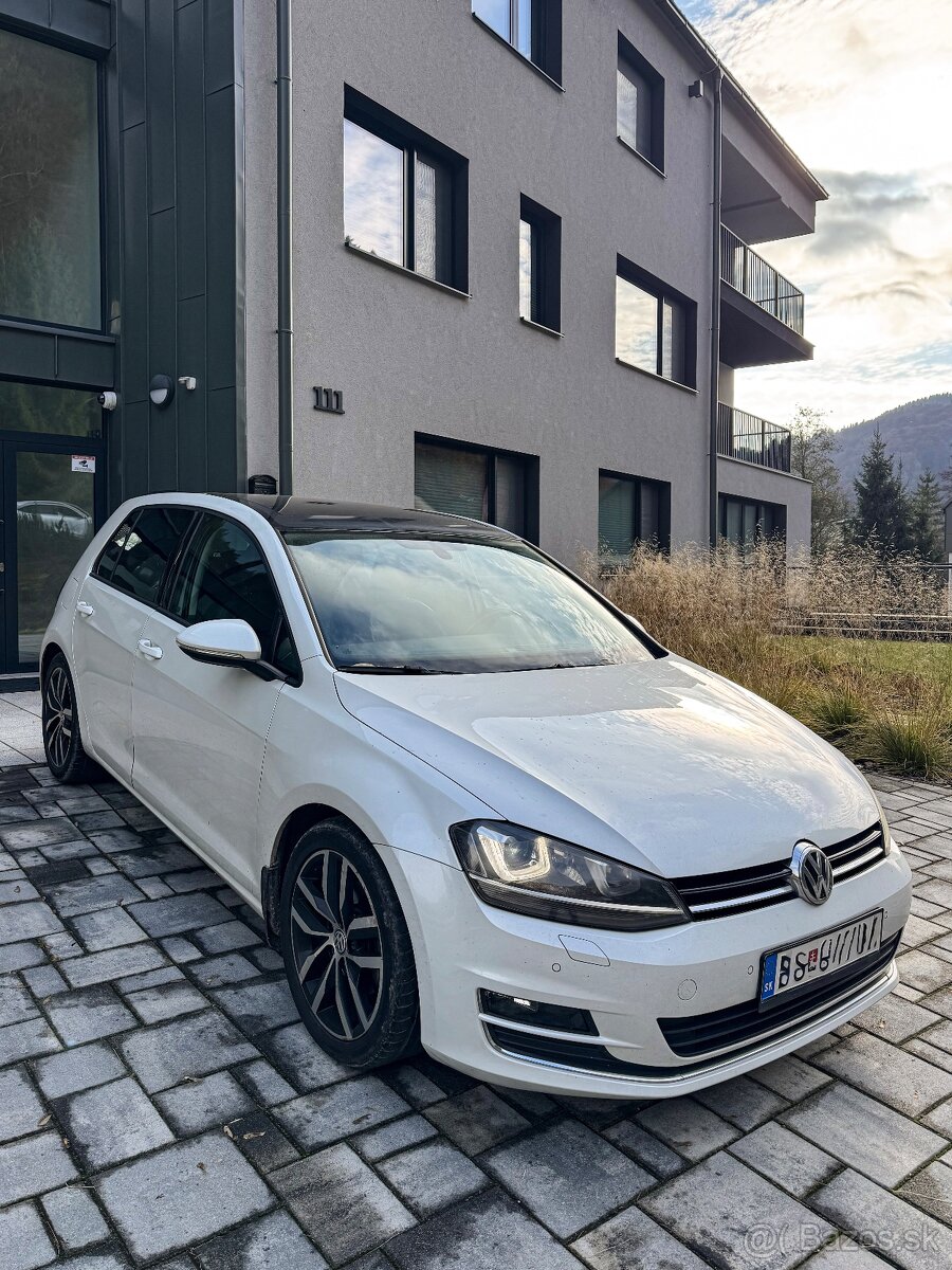 Volkswagen Golf VII 2.0 TDi 110KW 4x4 biela perleť,panoráma