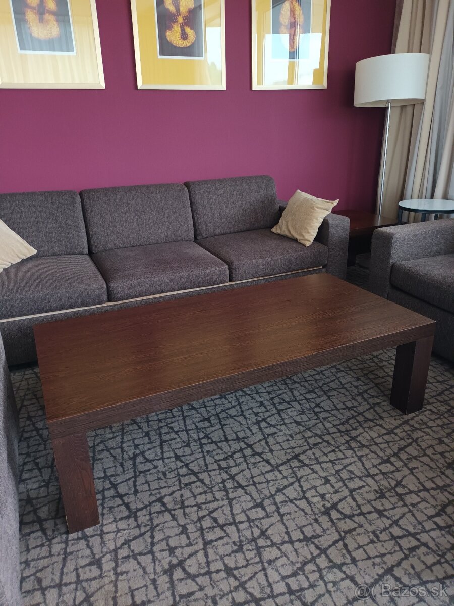 Stolík / stôl k sedačke