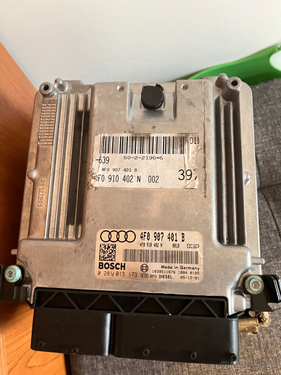 A6 C6 riadiacu jednotka motora