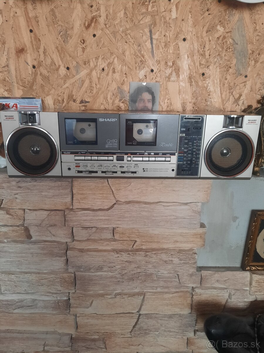 Sharp QT 89 double radio magnetofon
