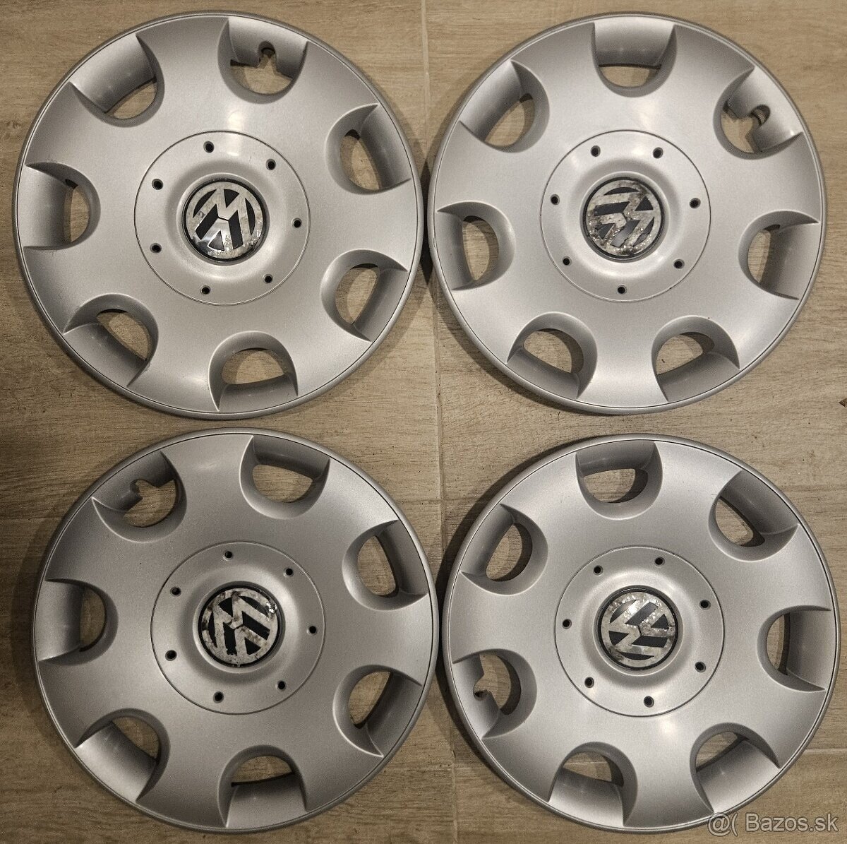 Originálne puklice VW - R16