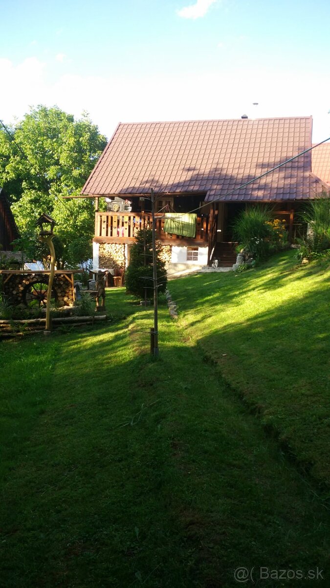 Jedinečná a tradičná chalupa v obci Čavoj