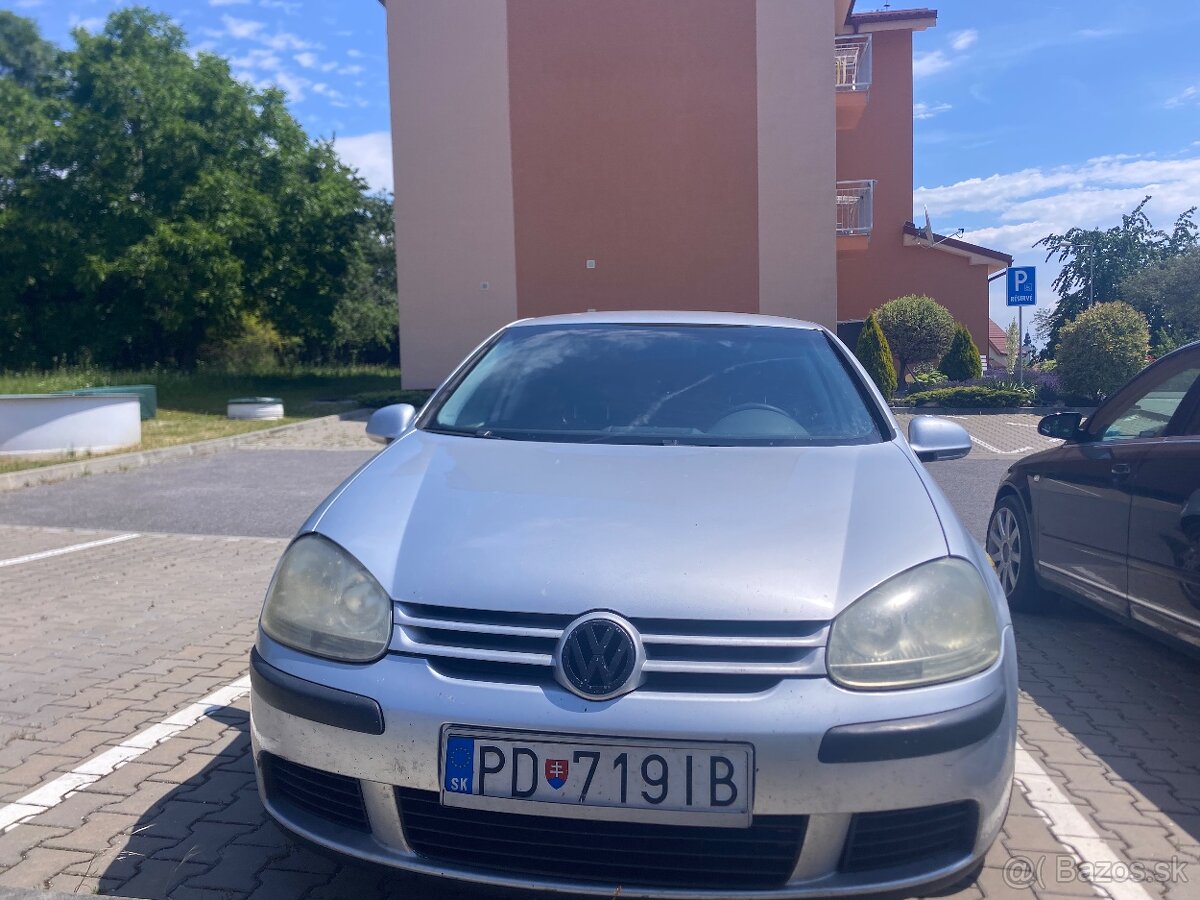 Predám Volkswagen golf 5