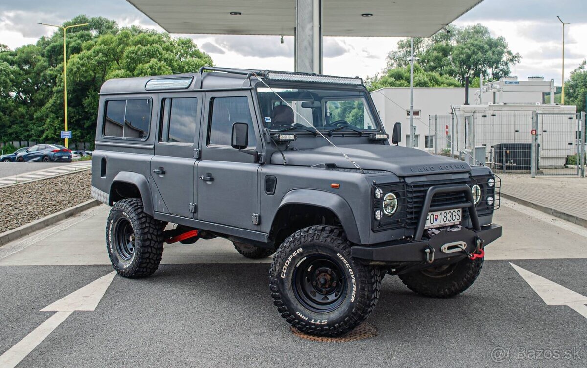 Land Rover Defender SW110 2.4 TD4