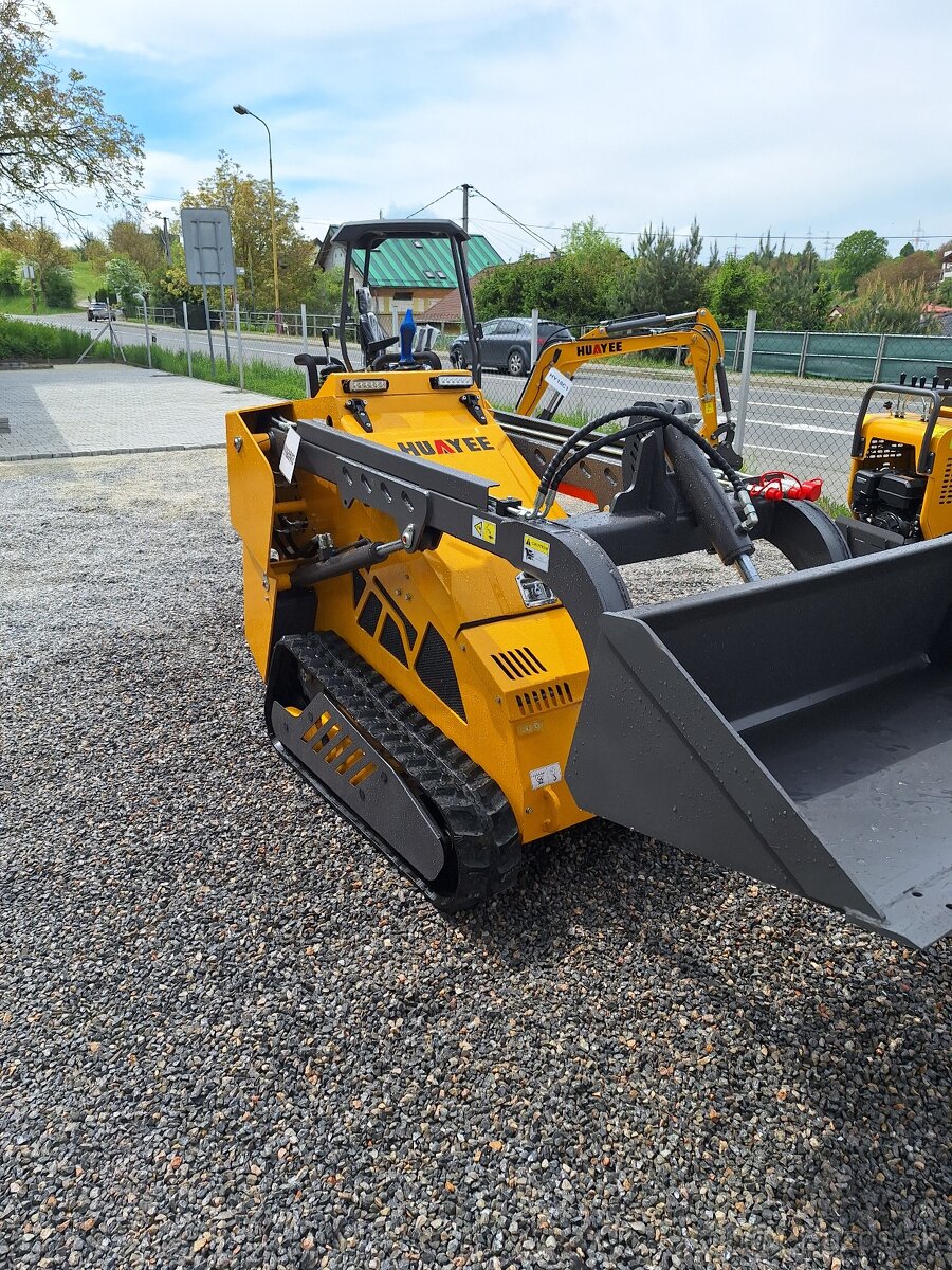 Čelný nakladač HY680 M3 KUBOTA
