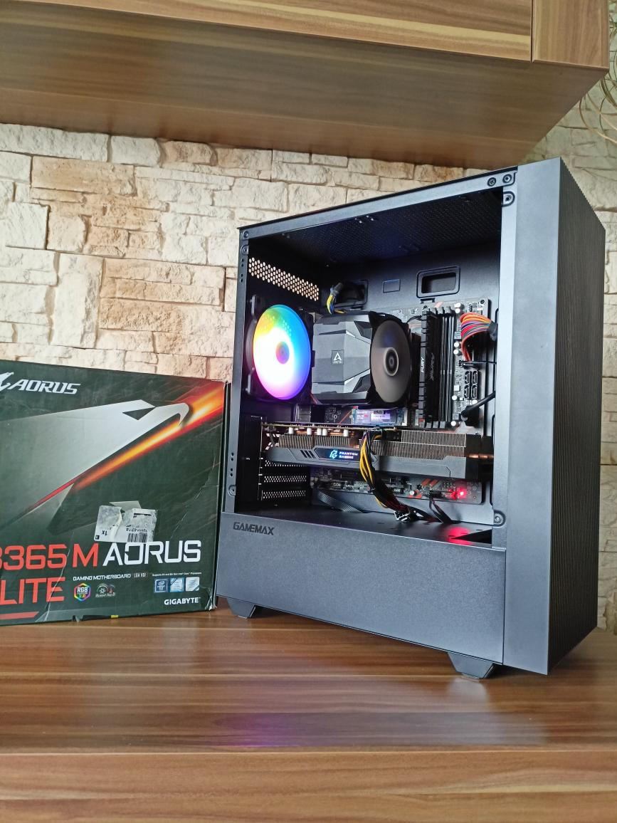 🚀 HERNÉ PC INTEL i5-9400F, 16GB RAM, RX 5600XT, SSD 🚀