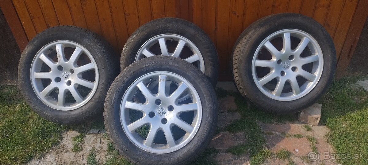 Pneumatiky a disky 205/55 R16