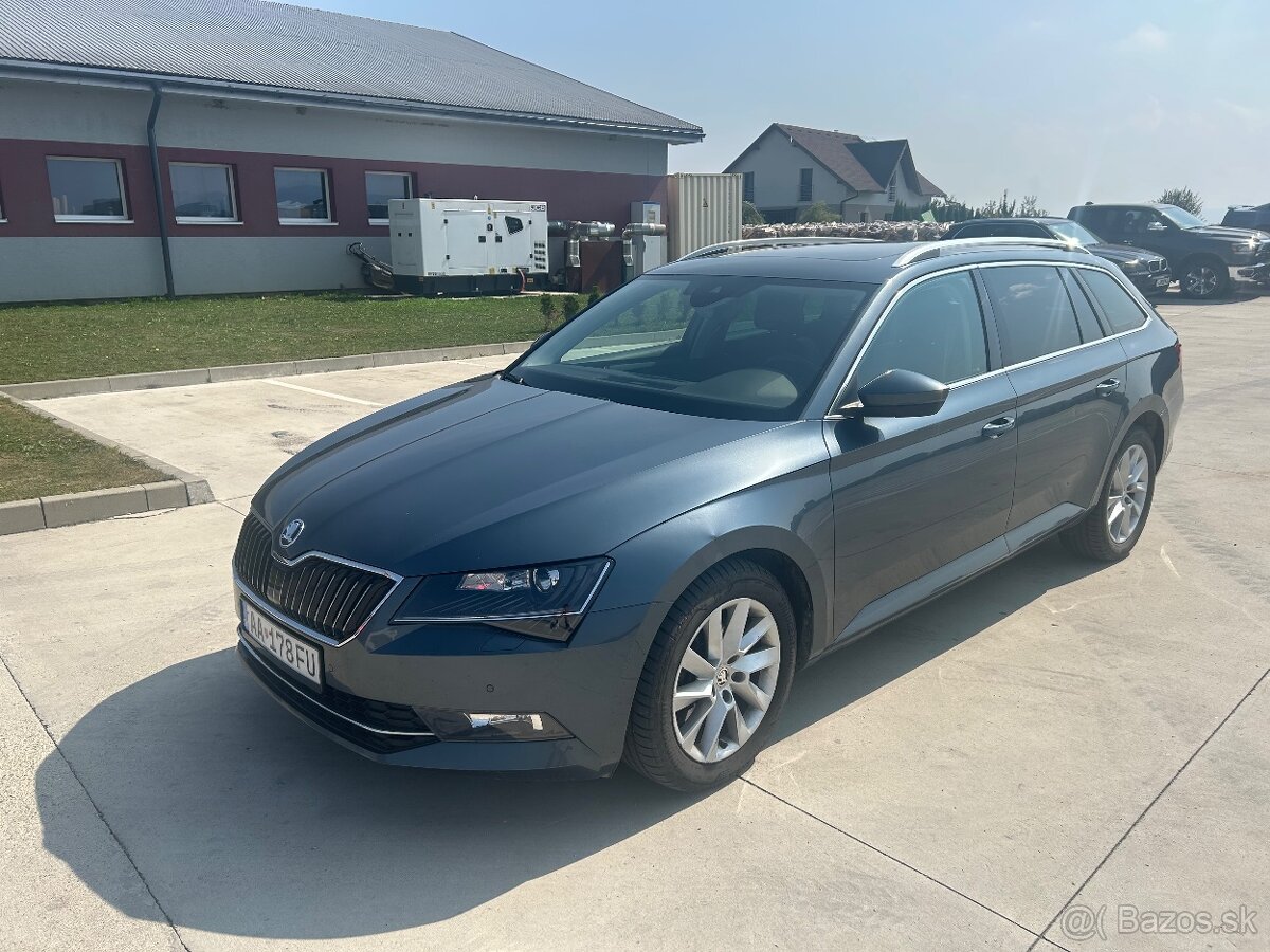 Škoda superb