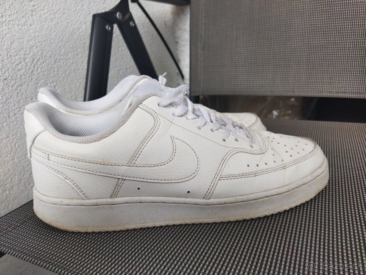Nike court Vision