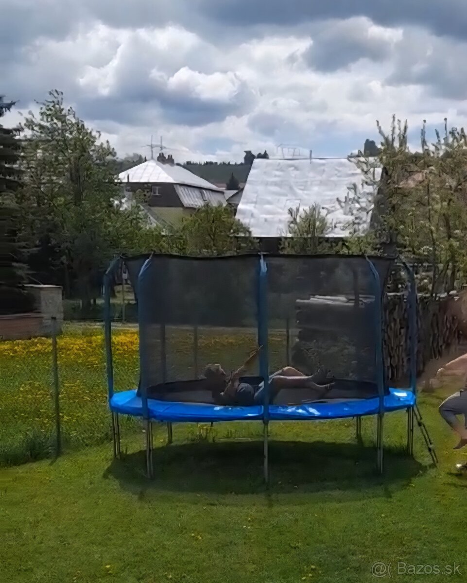 Trampolina