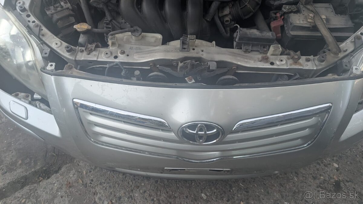 Toyota AVENSIS 1.8 LIFTBACK, 2008