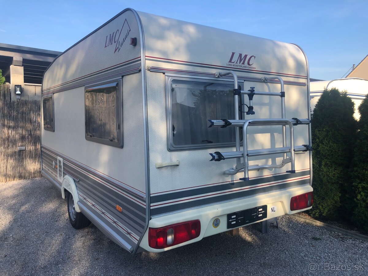 Karavan LMC 430 Luxus , Nosič bicyklov , Predstan