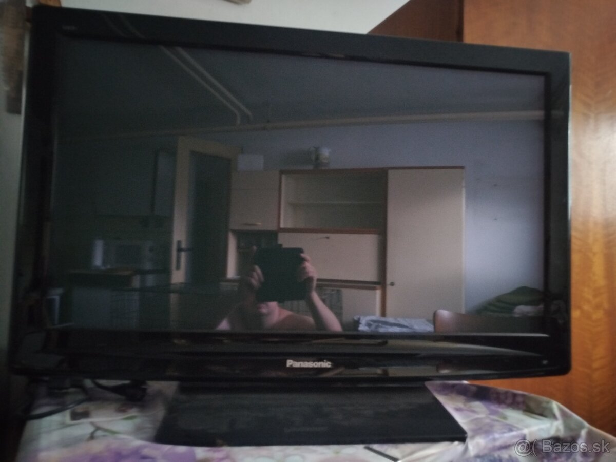 Televízor Panasonic 37"