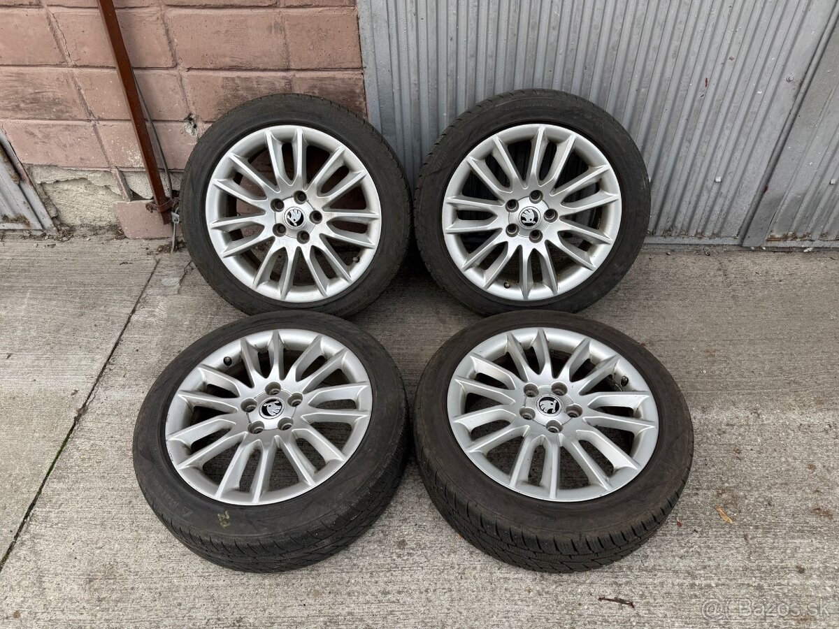 17" Elektrony SKODA 5x112 so zimnymi pneu 205/50 R17