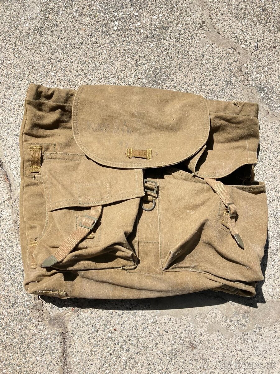 Batoh vojenský a turistický