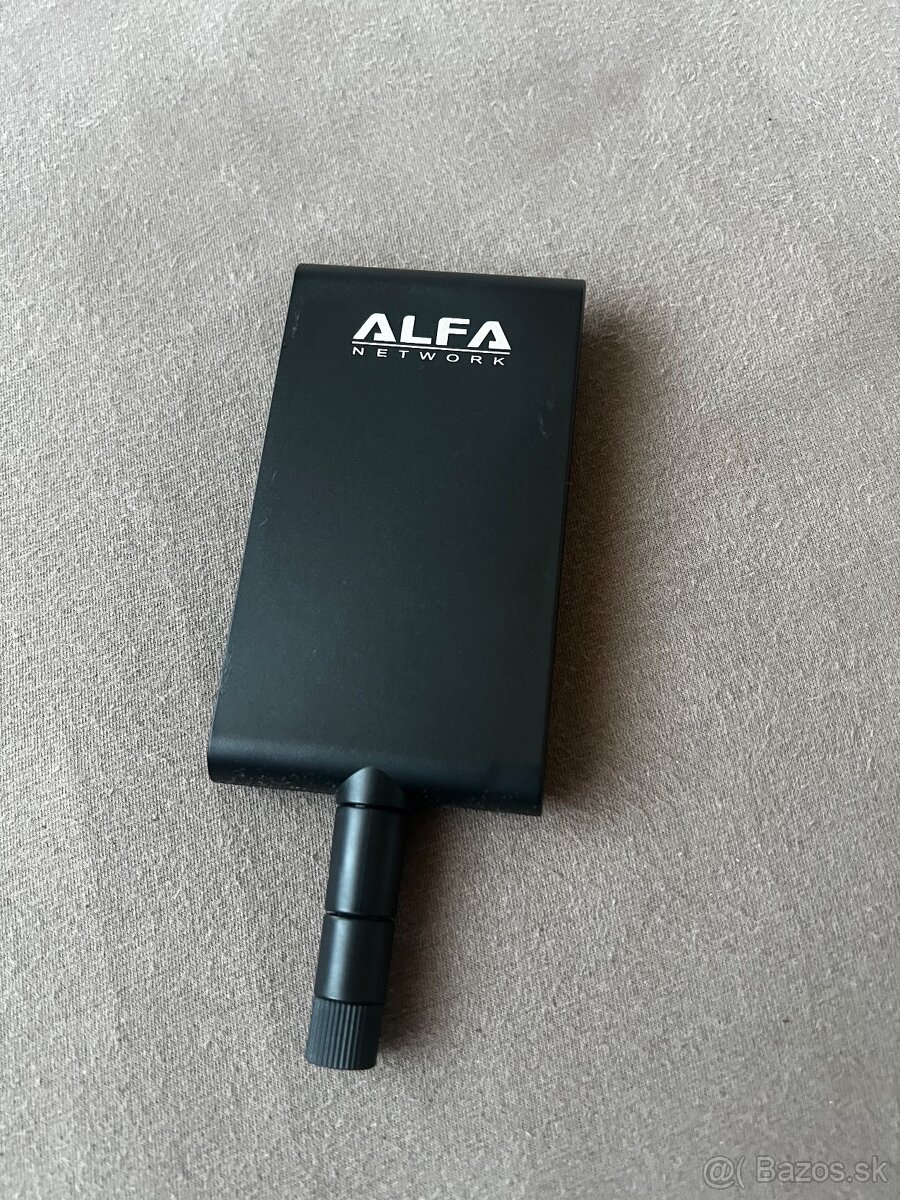 Alfa Network APA-M25 Vysoko ziskova smerová Wifi anténa