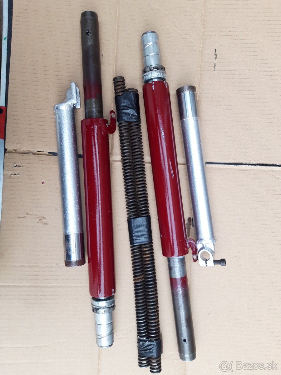 Predné teleskopy malá kývačka