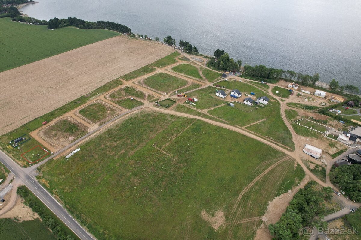 Na predaj komerčný pozemok pri L. Mare