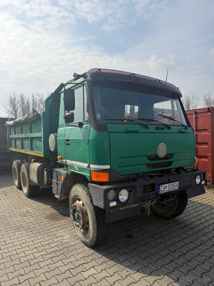Tatra 815