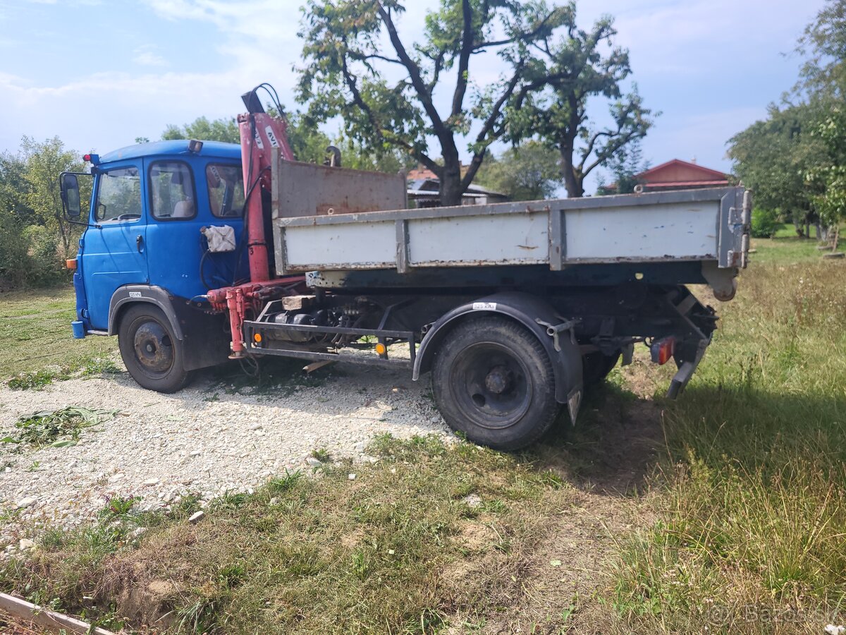 AVIA hákový nosic kontajnerov s hydr.rukou