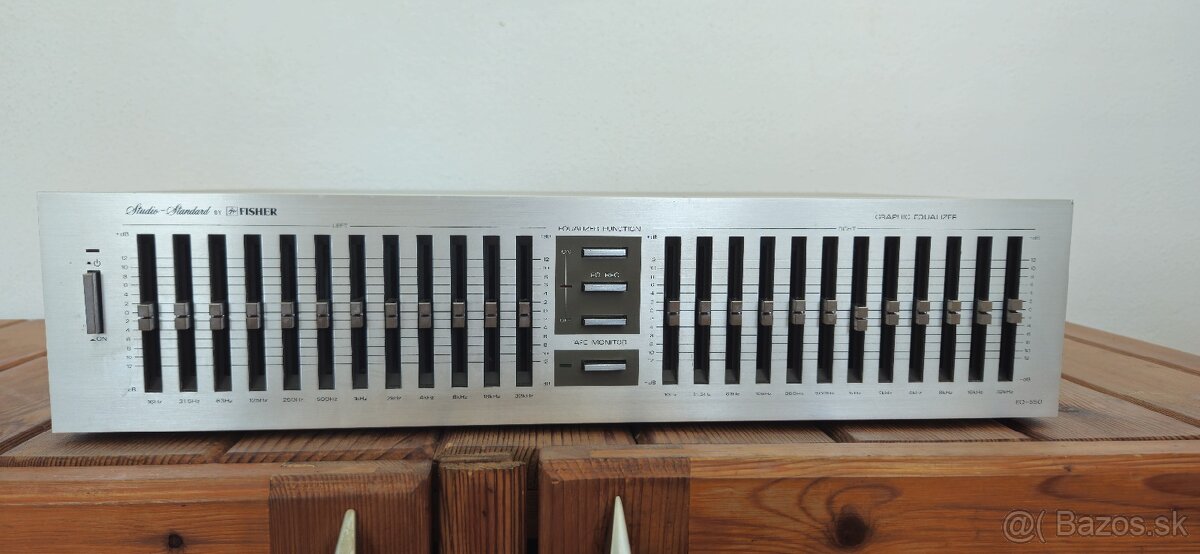 Fisher EQ-550