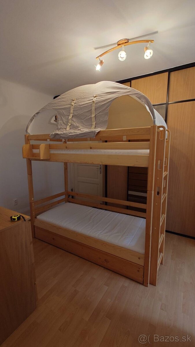 Poschodová posteľ Domestav z masívu