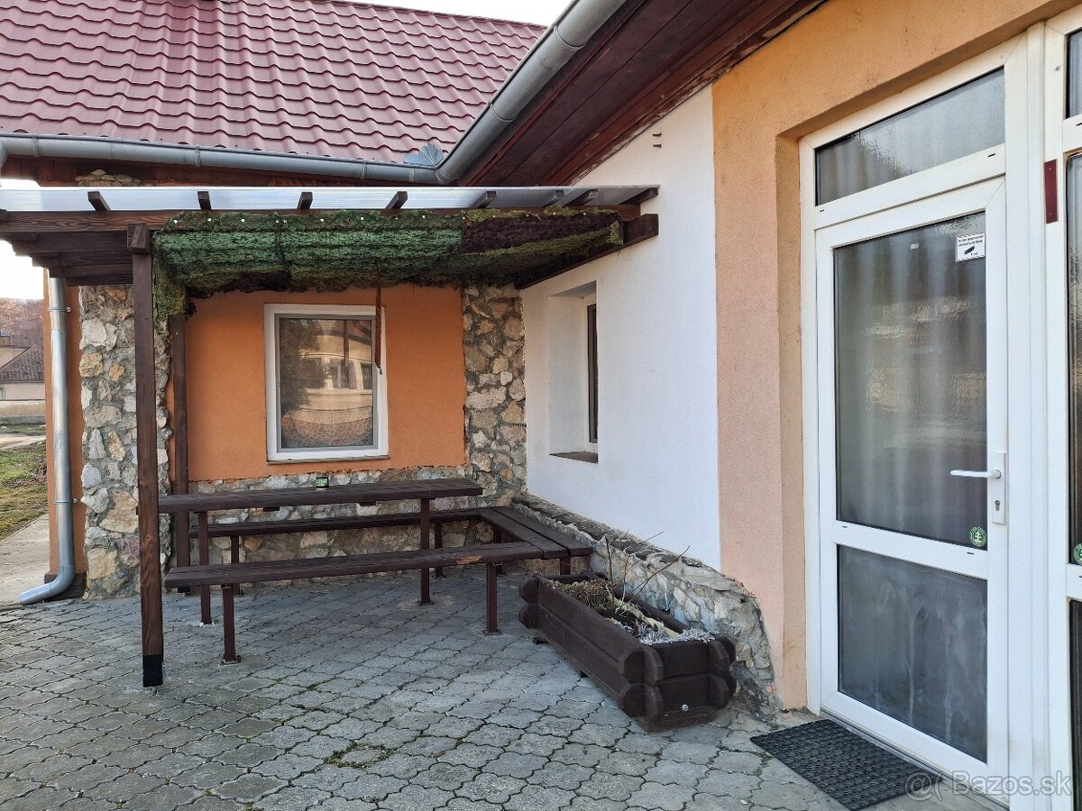 Ubytovanie-Nitra-Čakajovce