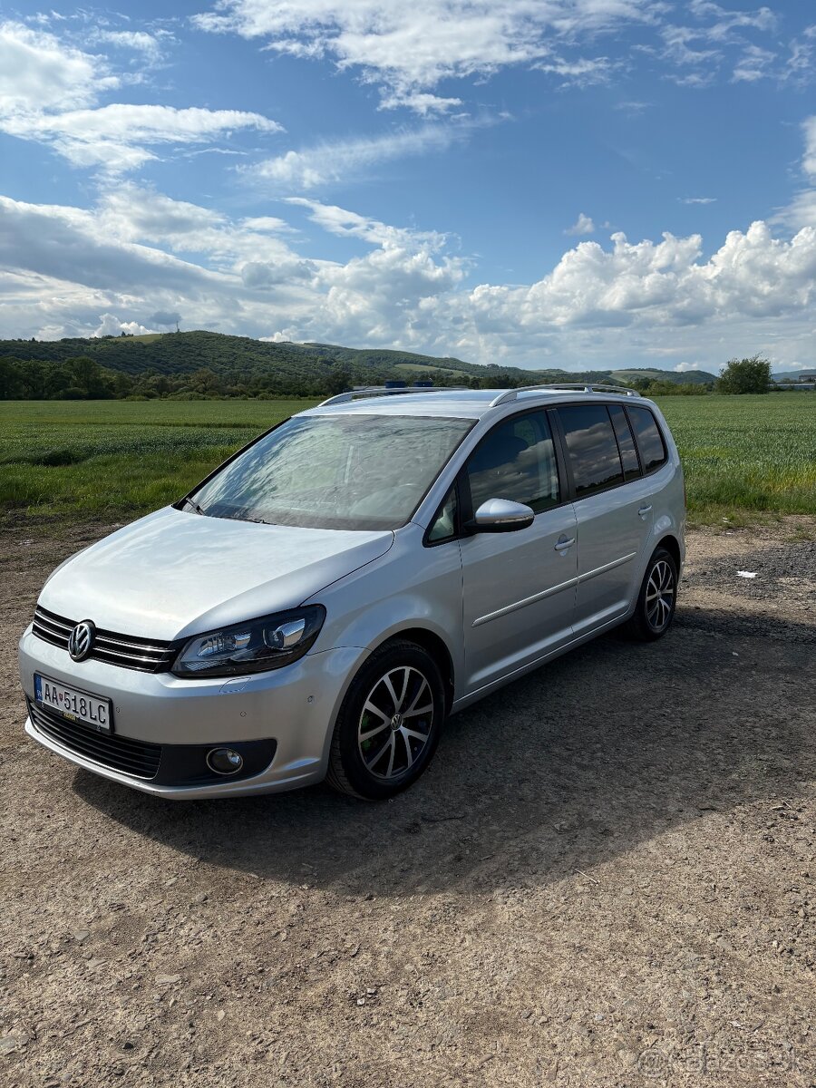 VW Touran 2.0TDi Highline DSG