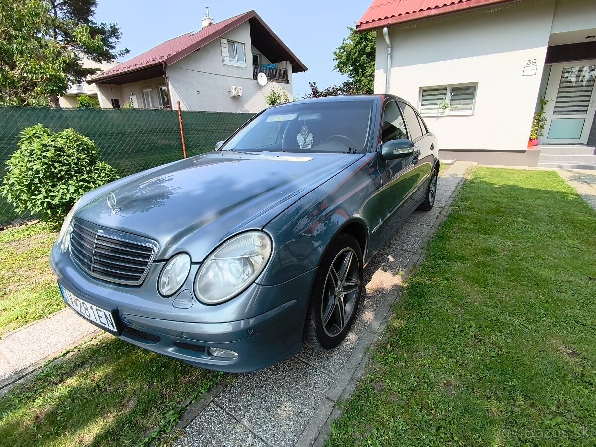 Mercedes Benz w211
