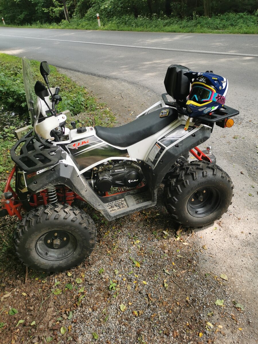 Commander 200