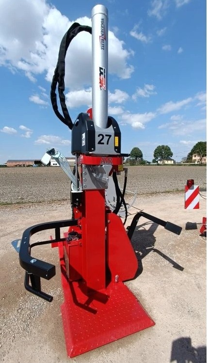 AMR štiepačka 27t VPF27 - PTO