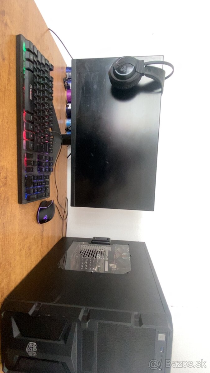 Predám herný PC + monitor a príslušenstvo