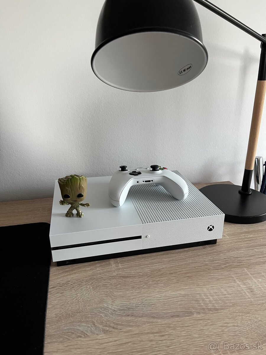 XBOX ONE S