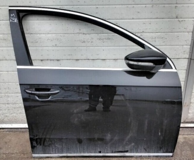 Volkswagen Passat B7 1.6 TDI 2011 predám DVERE, MOTOR CAY, S