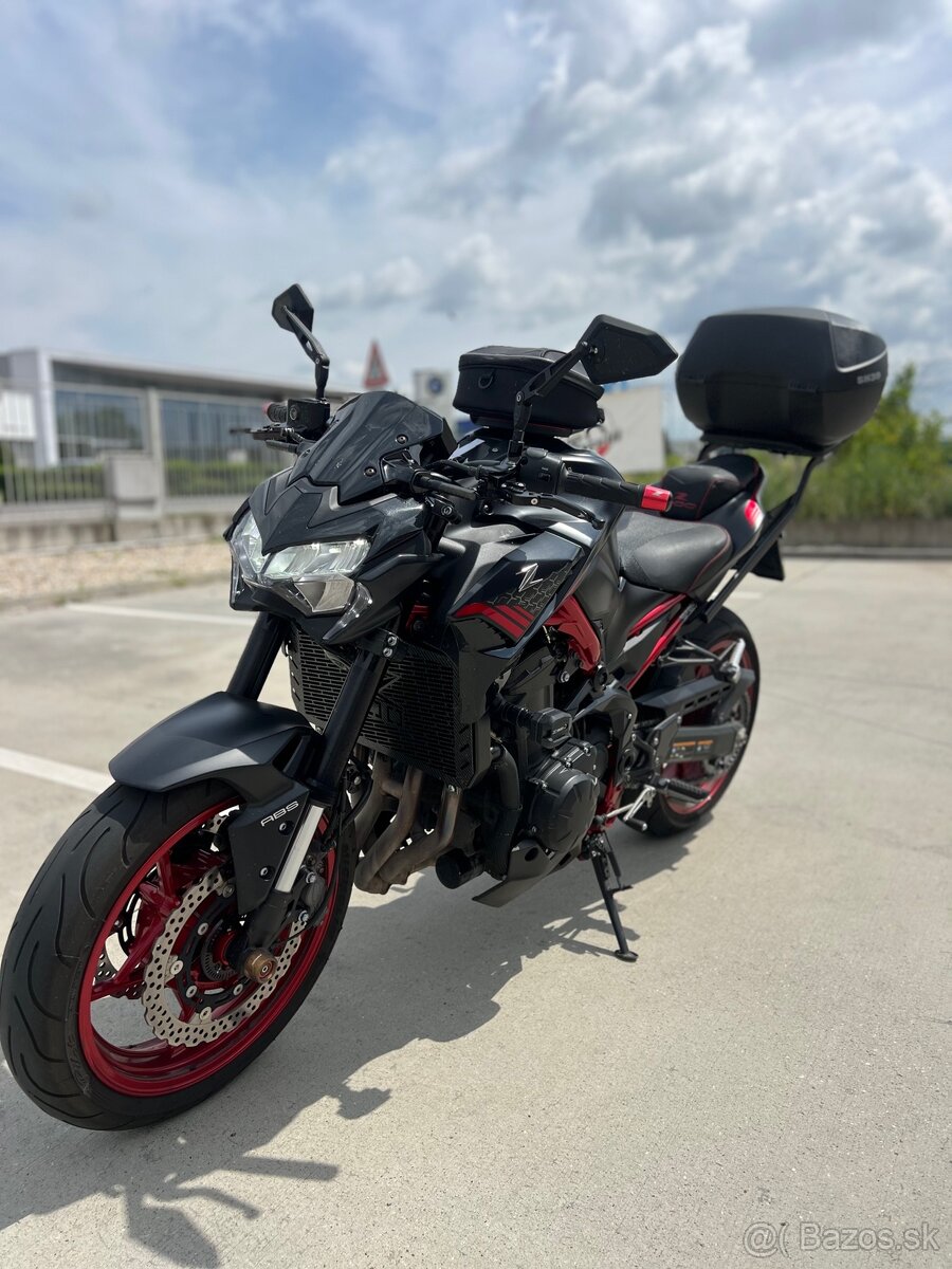 Kawasaki Z900 2023 35 kW