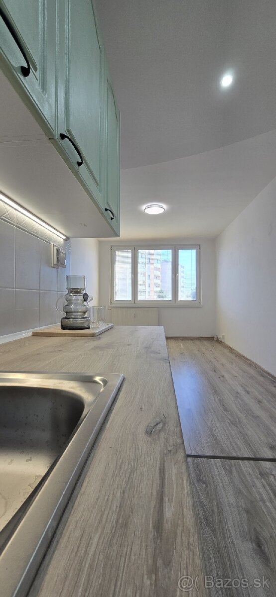 Na predaj 1,5 izbový byt - Lesnícka ulica, Košice - Terasa